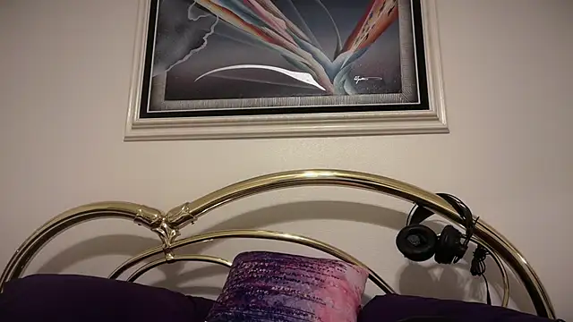 DERTYLAY online show from February 14, 2026, 1:50 am