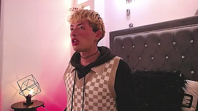 OzorioDany online show from September 13, 2025, 3:28 am