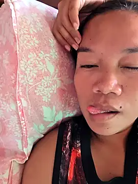 Snapshot of celestine_22 chatting on October 8, 2025, 12:01 am celestine 22 online show from October 8, 2025, 12:01 am