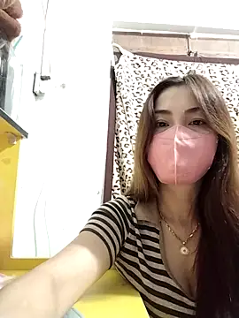 Snapshot of Baby-ladysweet20 chatting on October 18, 2025, 2:13 am Baby-ladysweet20 online show from October 18, 2025, 2:13 am