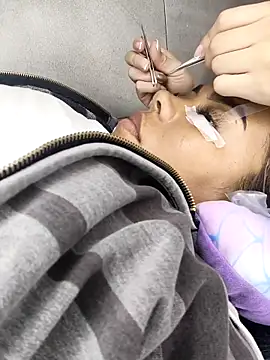 Snapshot of EmilyDuran_ chatting on November 13, 2025, 3:16 pm EmilyDuran online show from November 13, 2025, 3:16 pm