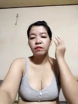 Sexy-sugertits20 online show from October 12, 2025, 3:30 am