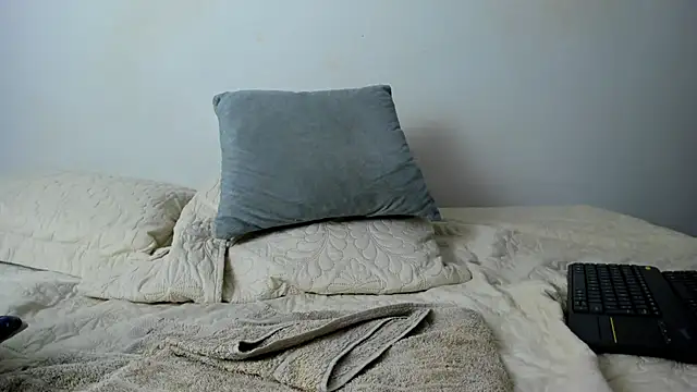 Brianna Angelina online show from December 16, 2025, 4:17 am