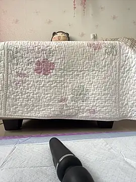 Alicia066 online show from September 19, 2025, 5:00 am