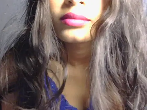 Snapshot of Tanvi_Angel chatting on May 10, 2026, 9:35 am Tanvi Angel online show from May 10, 2026, 9:35 am