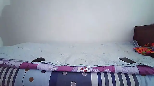 sakuradelreina online show from December 21, 2025, 6:48 am