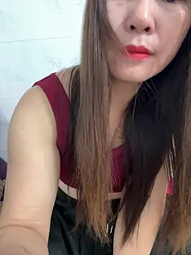 Moan Mary online show from November 30, 2025, 9:37 pm