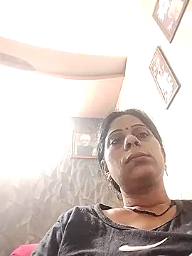 Soniya Roy online show from March 31, 2026, 3:41 am