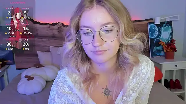 Snapshot of Nerissa_xo chatting on September 23, 2025, 9:00 pm Nerissa xo online show from September 23, 2025, 9:00 pm