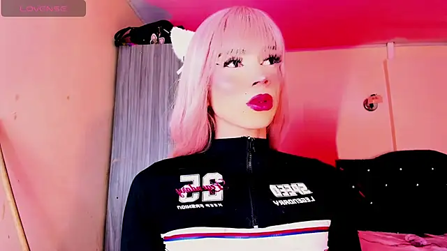 Rossedewitt  online show from March 26, 2026, 7:23 pm