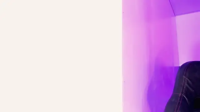 Rossedewitt  online show from September 15, 2025, 8:42 pm