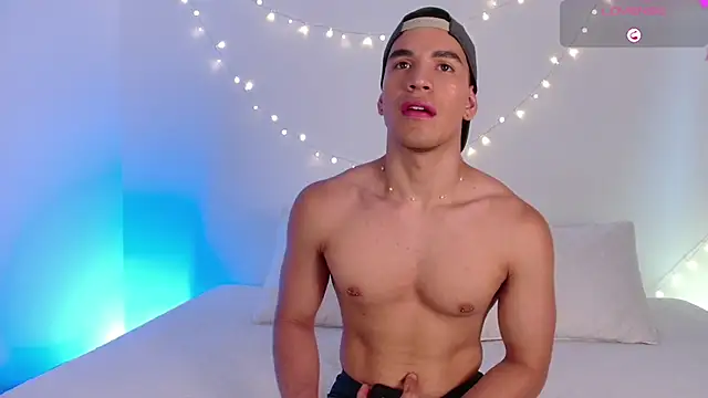 brunoorangel1 online show from December 16, 2025, 10:25 pm