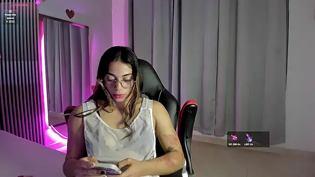 rachell owen online show from December 5, 2025, 4:44 am