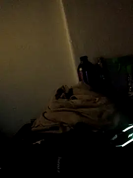 luisahot 9727 online show from October 20, 2025, 4:36 am