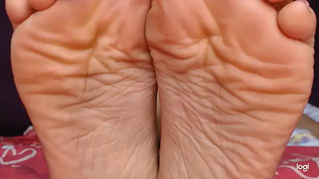 ash feet online show from October 16, 2025, 3:15 am