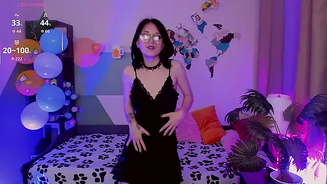 JenniferLorel online show from September 26, 2025, 8:59 pm