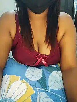 Snapshot of darling_devil chatting on June 20, 2026, 6:57 pm darling devil online show from June 20, 2026, 6:57 pm