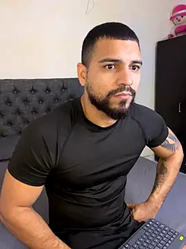 vincentjaxon online show from October 11, 2025, 11:33 am