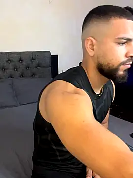 vincentjaxon online show from September 30, 2025, 11:38 am