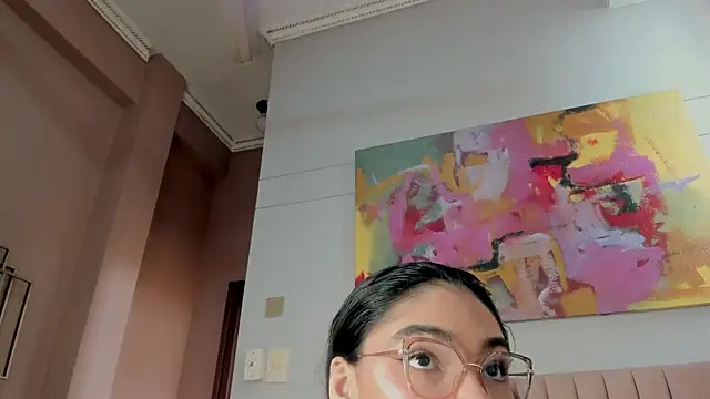 Snapshot of LunaAspen_ chatting on May 19, 2026, 6:04 pm LunaAspen online show from May 19, 2026, 6:04 pm