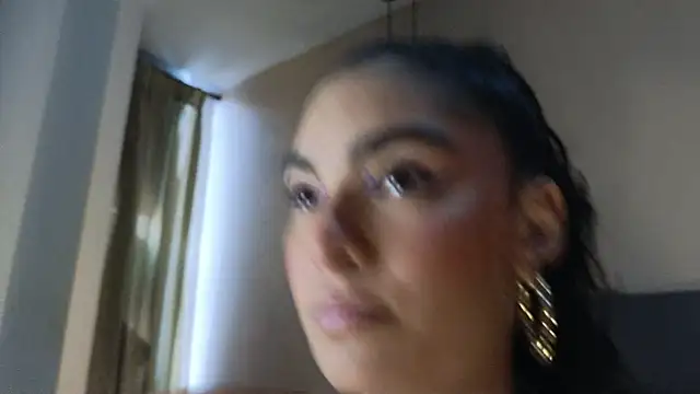 Snapshot of LunaAspen_ chatting on May 22, 2026, 6:17 pm LunaAspen online show from May 22, 2026, 6:17 pm