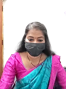 Snapshot of tamil_Sigappu_Roja chatting on June 4, 2026, 12:37 am tamil Sigappu Roja online show from June 4, 2026, 12:37 am