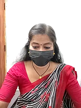Snapshot of tamil_Sigappu_Roja chatting on August 1, 2026, 12:52 am tamil Sigappu Roja online show from August 1, 2026, 12:52 am