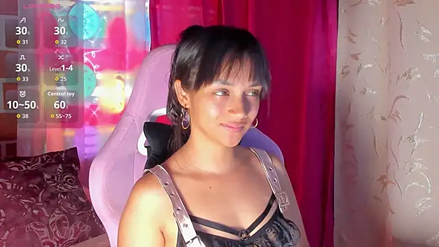 Snapshot of MelanyOconner chatting on December 3, 2025, 3:22 pm MelanyOconner online show from December 3, 2025, 3:22 pm