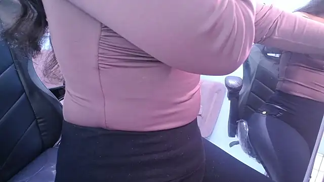 victoria hernandez t  online show from October 8, 2025, 12:50 pm