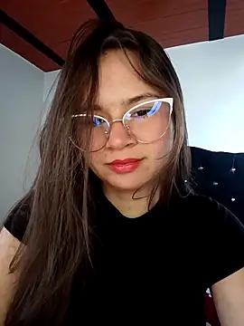 Isa Acosta online show from October 1, 2025, 1:59 pm