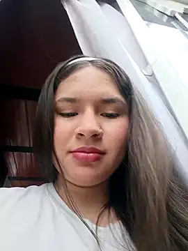 Isa Acosta online show from April 2, 2026, 1:51 pm