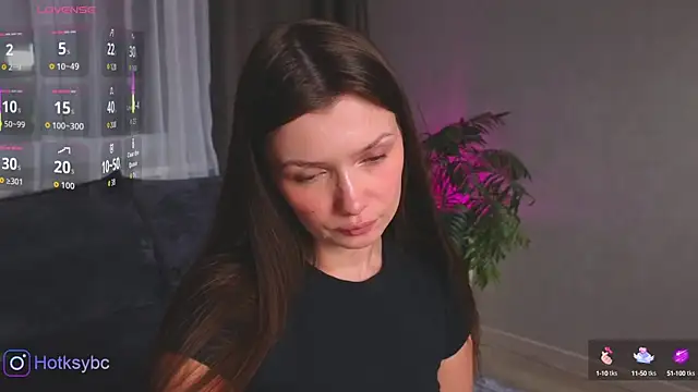 Snapshot of Hot_ksy chatting on October 15, 2025, 7:44 pm Hot ksy online show from October 15, 2025, 7:44 pm