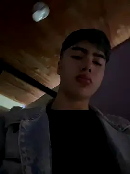 Snapshot of AlexanderCollman chatting on November 13, 2025, 4:38 am AlexanderCollman online show from November 13, 2025, 4:38 am