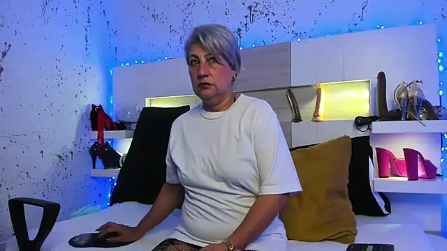 Snapshot of JaddeWalker chatting on November 27, 2025, 11:32 am JaddeWalker online show from November 27, 2025, 11:32 am