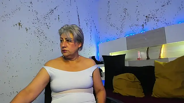 Snapshot of JaddeWalker chatting on November 14, 2025, 11:25 am JaddeWalker online show from November 14, 2025, 11:25 am