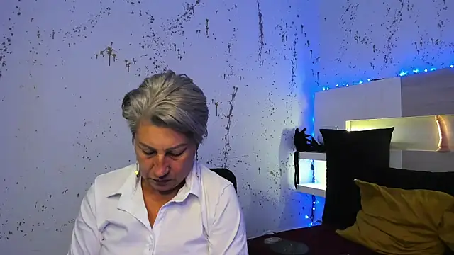 Snapshot of JaddeWalker chatting on November 16, 2025, 11:37 am JaddeWalker online show from November 16, 2025, 11:37 am