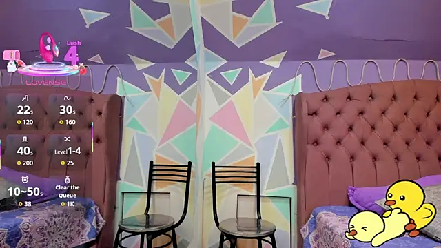 CloeyGraweing online show from September 12, 2025, 6:29 pm