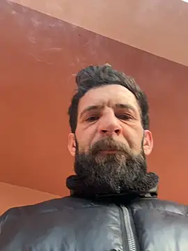 Snapshot of Michel_huge chatting on March 3, 2026, 5:25 am Michel huge online show from March 3, 2026, 5:25 am