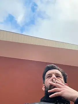 Snapshot of Michel_huge chatting on February 26, 2026, 5:51 am Michel huge online show from February 26, 2026, 5:51 am