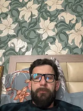 Snapshot of Michel_huge chatting on February 21, 2026, 7:10 am Michel huge online show from February 21, 2026, 7:10 am