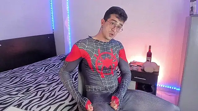 CamCumBoy online show from September 25, 2025, 9:37 am