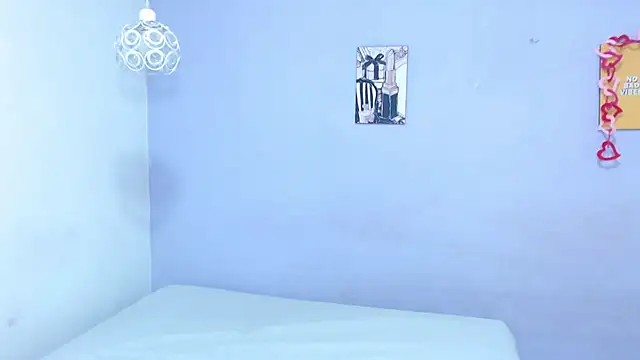 penelope gucci1 online show from November 22, 2025, 12:04 pm