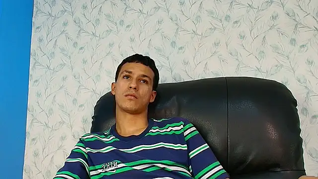Snapshot of Marcus_Jeron chatting on May 25, 2026, 7:23 pm Marcus Jeron online show from May 25, 2026, 7:23 pm