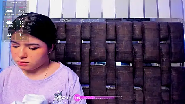 Snapshot of EmilyANDrew_ chatting on October 14, 2025, 4:57 am EmilyANDrew online show from October 14, 2025, 4:57 am