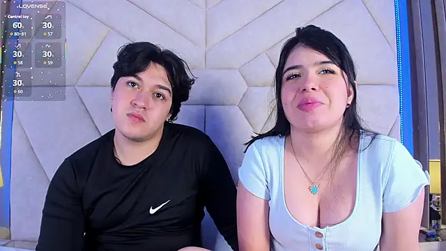 Snapshot of EmilyANDrew_ chatting on September 15, 2025, 4:46 am EmilyANDrew online show from September 15, 2025, 4:46 am