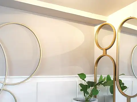 Snapshot of Thiago_Valente chatting on October 28, 2025, 1:10 pm Thiago Valente online show from October 28, 2025, 1:10 pm