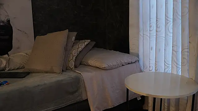 Snapshot of Thiago_Valente chatting on October 11, 2025, 1:12 pm Thiago Valente online show from October 11, 2025, 1:12 pm