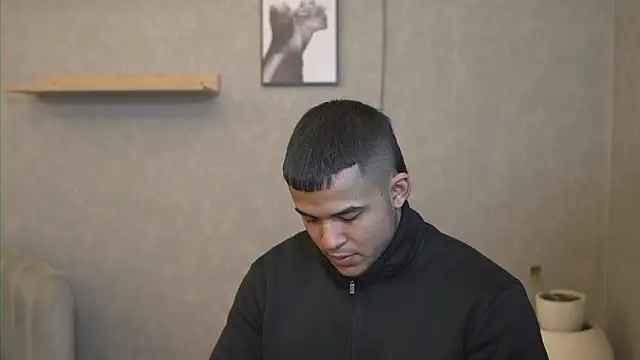 Thiago Valente online show from February 16, 2026, 5:33 pm