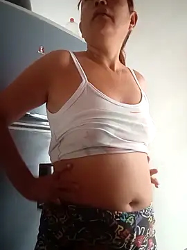 marinita13 online show from March 21, 2026, 1:26 pm