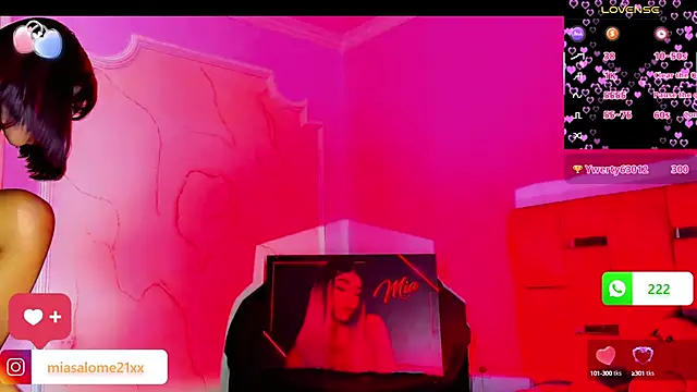 LADY-HOT-SEXY- online show from October 3, 2025, 9:44 am